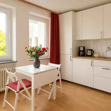 Daire Quiet & Modern Near Tram & River Lech *