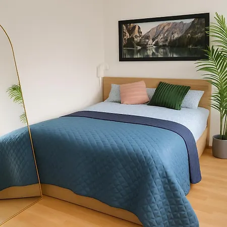Daire Quiet & Modern Near Tram & River Lech Augsburg