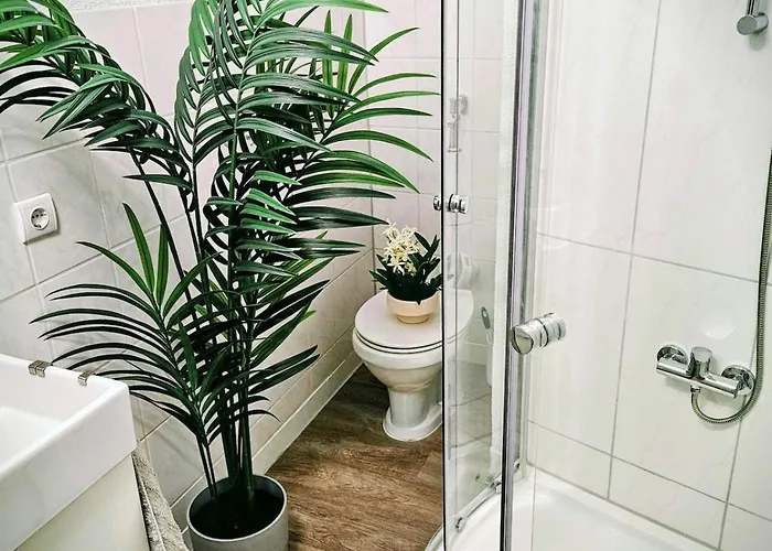 Quiet & Modern Near Tram & River Lech Aψβούργη